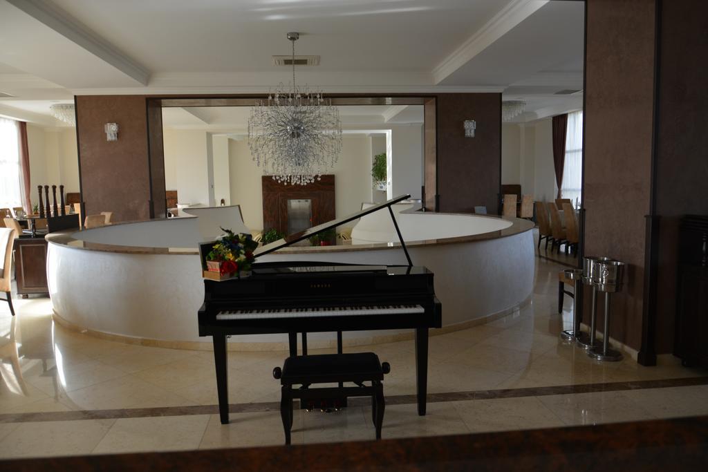 Albert Hotel Πλοέστι Δωμάτιο φωτογραφία