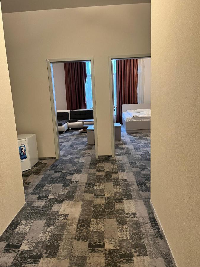 Albert Hotel Πλοέστι Εξωτερικό φωτογραφία