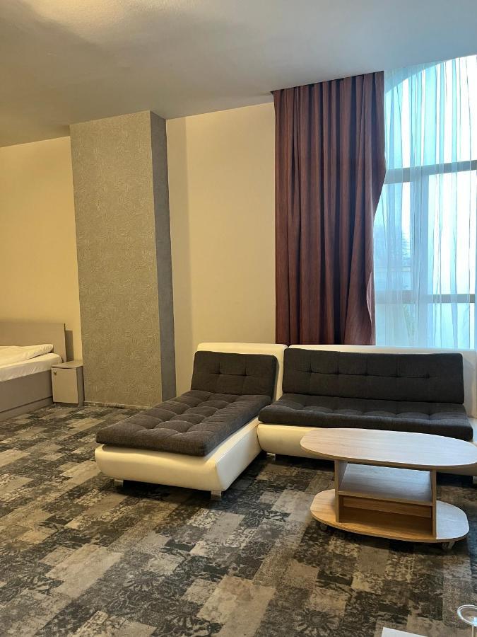 Albert Hotel Πλοέστι Εξωτερικό φωτογραφία