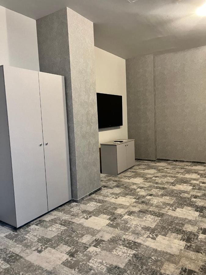 Albert Hotel Πλοέστι Εξωτερικό φωτογραφία
